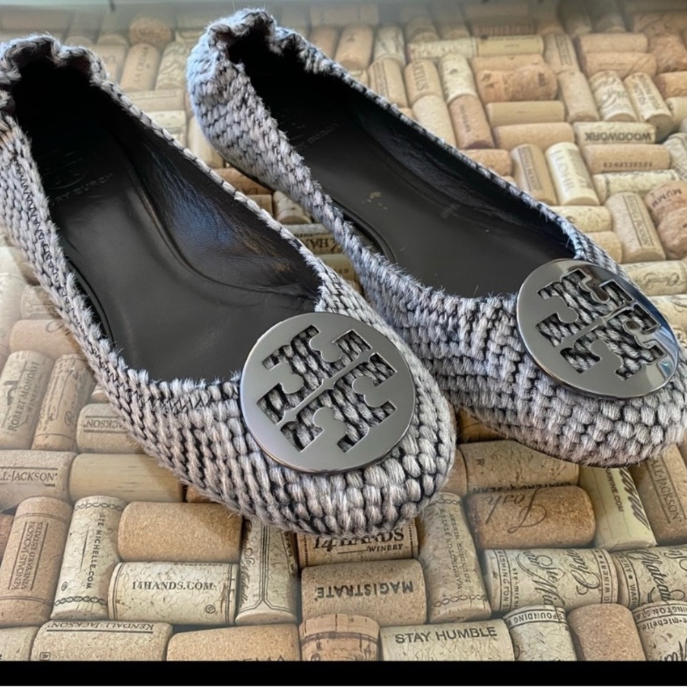 Tory Burch AUTHENTIC Sz 8 Reva Classic Flat - Snakeskin Print